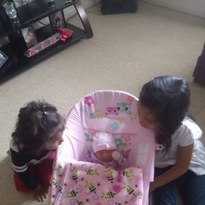 Meet your Posher, Denise y jesus